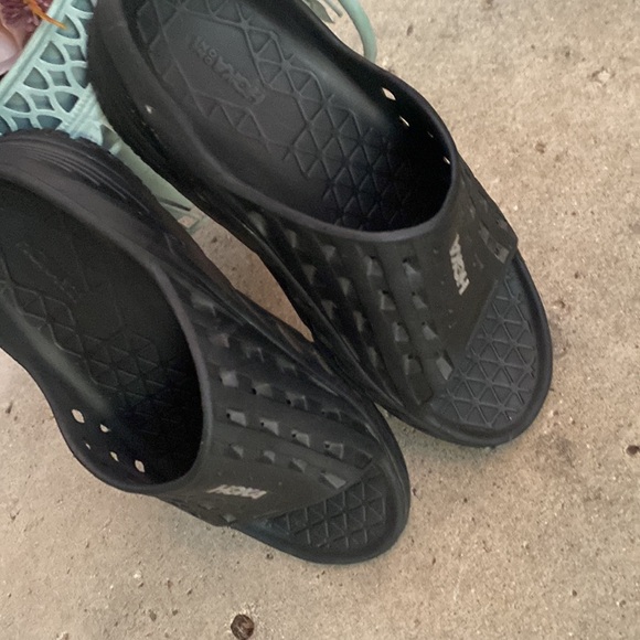 Hoka Women's Ora Recovery Sandal Size 9 Platform Sport Slide Triple Black READ - Picture 15 of 17